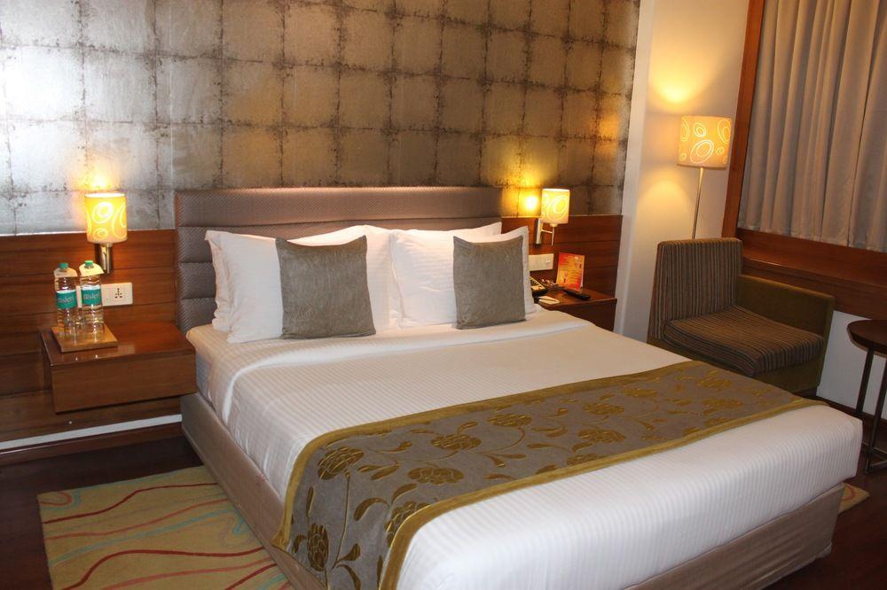 Hotel Maurya Patna Patna  Zewnętrze zdjęcie