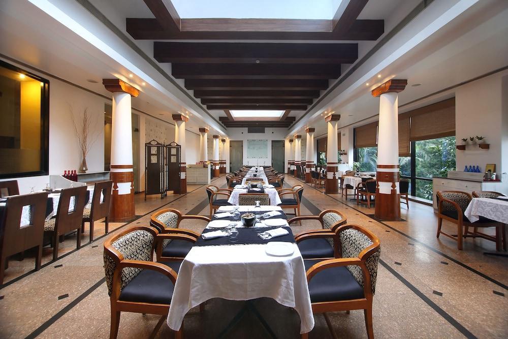 Hotel Maurya Patna Patna  Zewnętrze zdjęcie