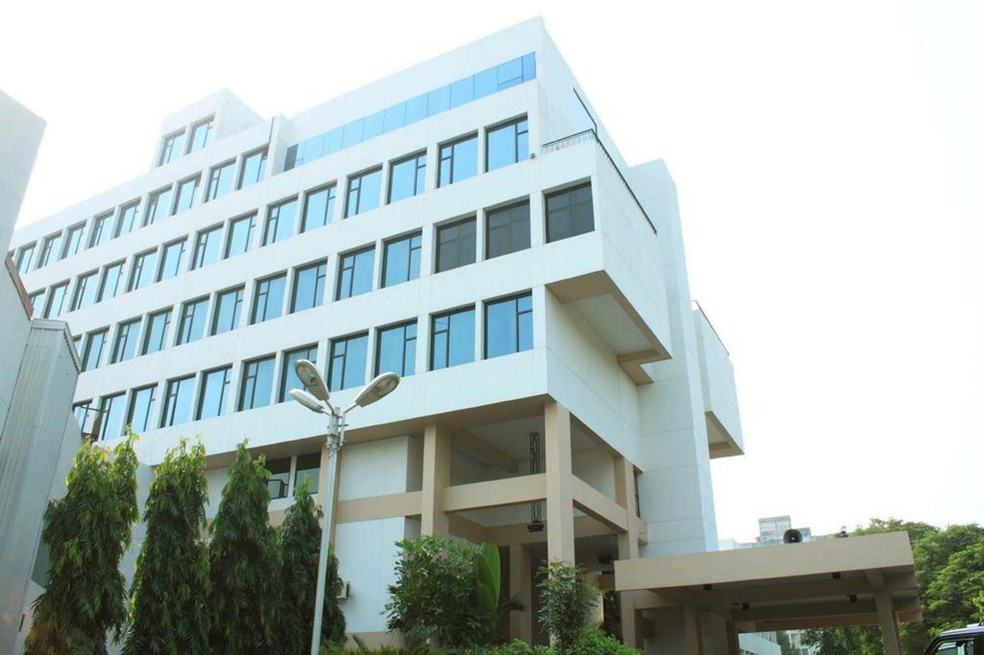 Hotel Maurya Patna Patna  Zewnętrze zdjęcie